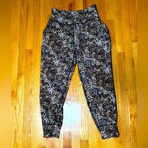 Old navy power soft joggers/legging material